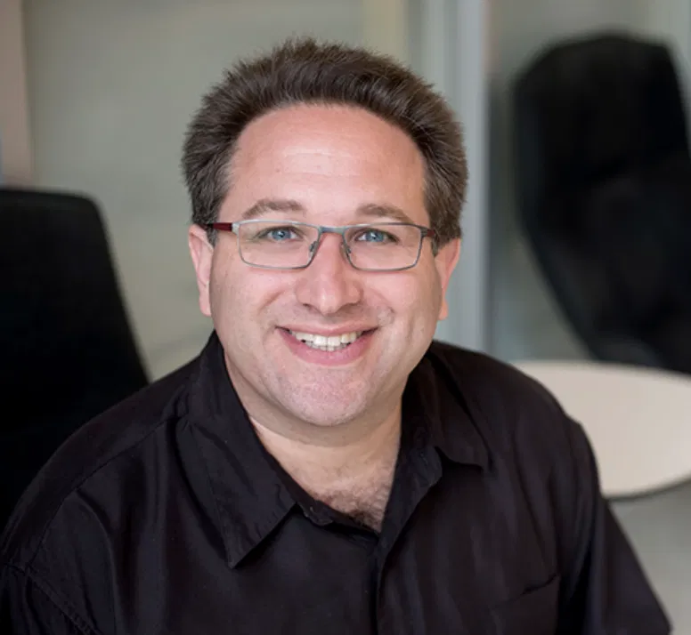 Prof. Scott Aaronson